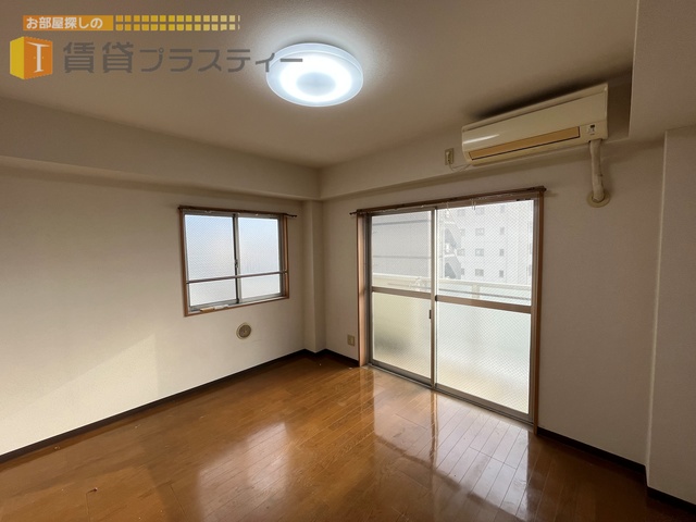 居室・リビング　二面採光の明るさ