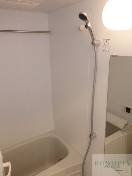 バス・シャワールーム　バス