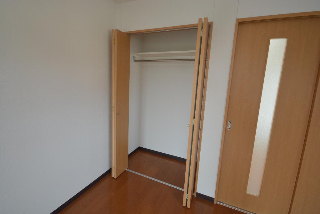 収納　クローゼット