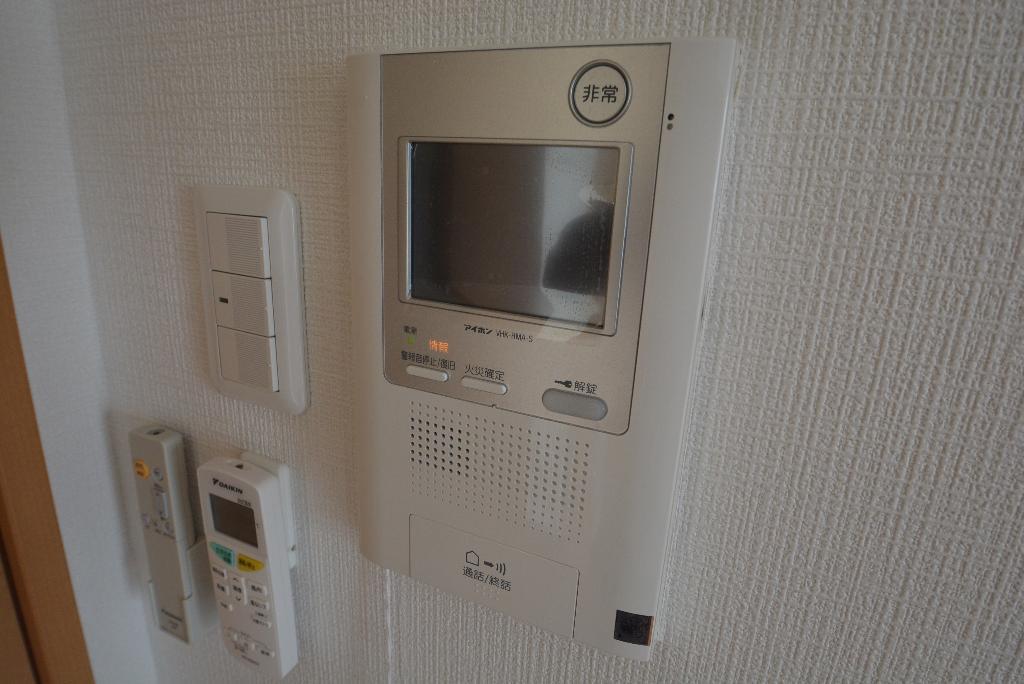 セキュリティ　カメラ付インターホン