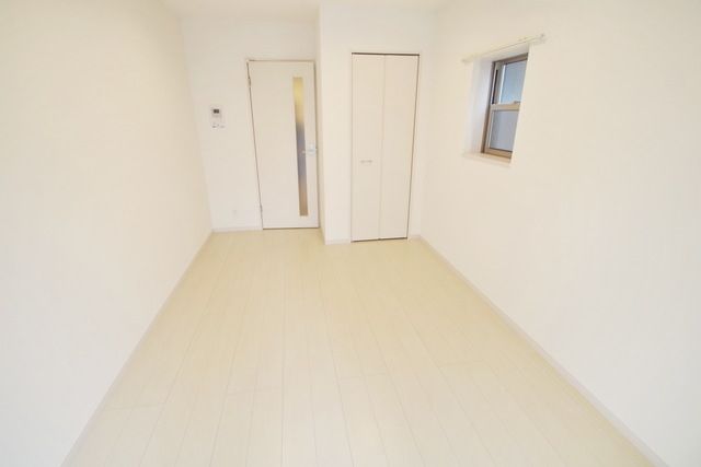 居室・リビング　★6.9帖の洋室です★