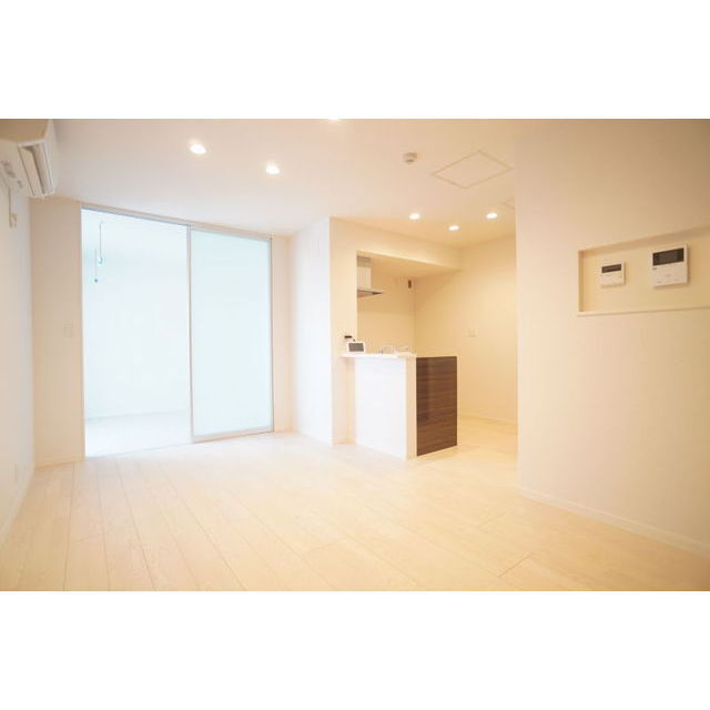 居室・リビング　広々リビングルーム♪