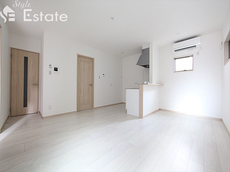 居室・リビング　内装