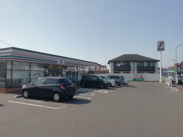 コンビニ　セブンイレブン 八幡大平1丁目店（コンビニ）まで766m