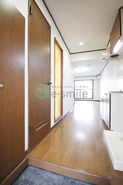 玄関　明るい玄関です