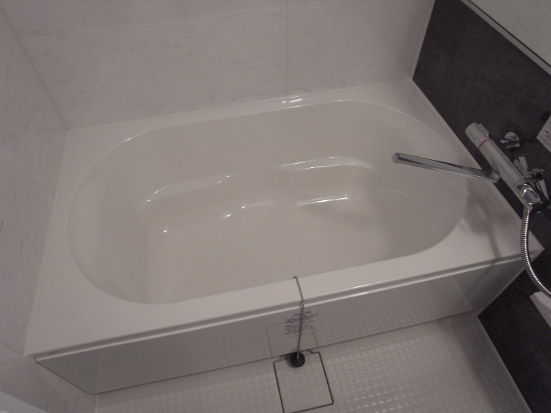 バス・シャワールーム　※別部屋の参考写真です。