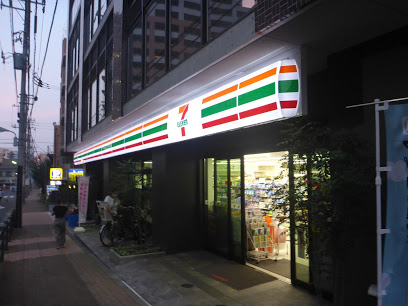 コンビニ　セブンイレブン 上池袋4丁目店（コンビニ）まで242m