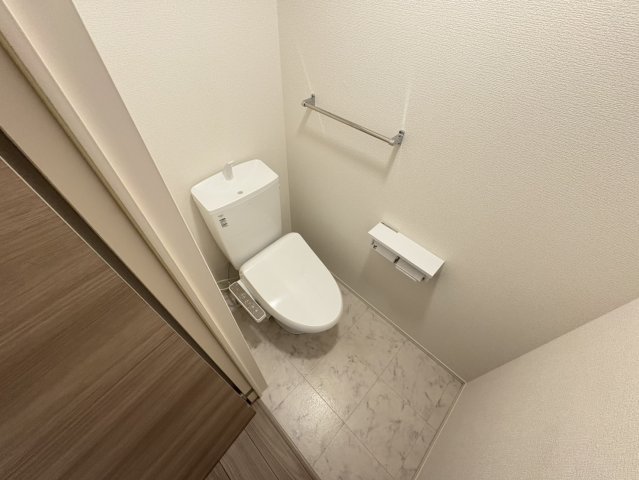 トイレ　当社、チルホームのHPもご覧ください(^^)/物件情報多数♪