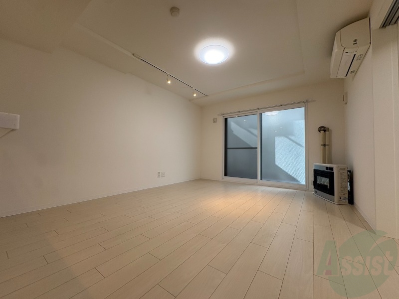 居室・リビング　広くてキレイなお部屋が広がっていて、充実した生活が送れそう。