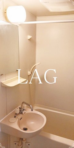 バス・シャワールーム　お風呂です。