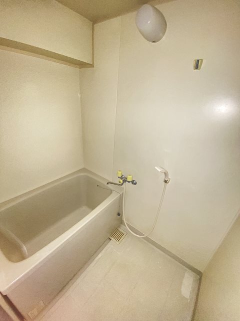 バス・シャワールーム　きれいなお風呂です