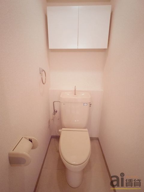 トイレ　※別号室写真です。