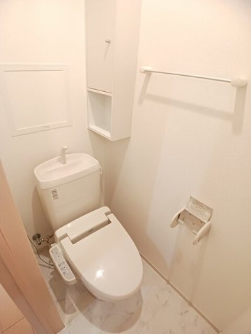 トイレ　シンプルで使いやすいトイレです