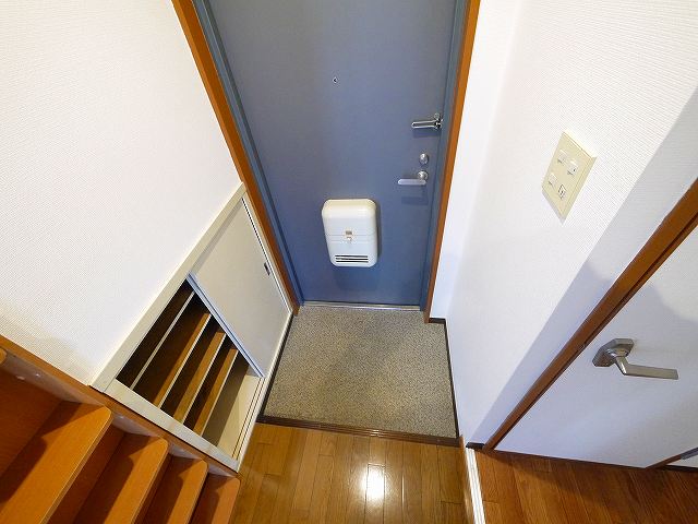 玄関　シンプルで使いやすい玄関です