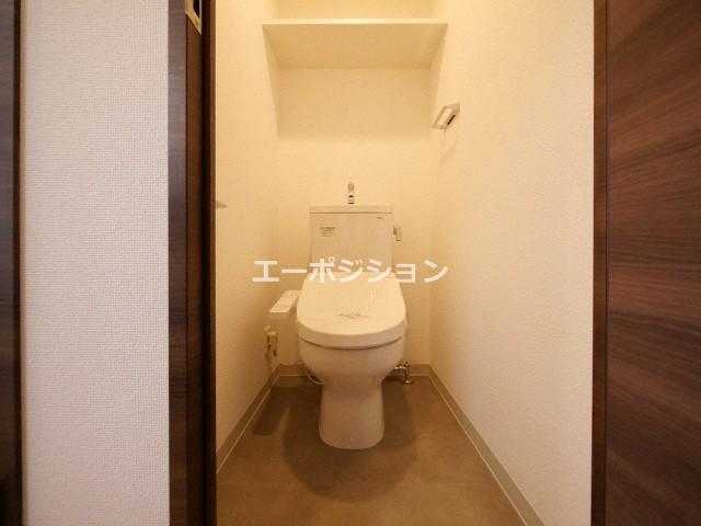 トイレ　レオンコンフォート難波西II