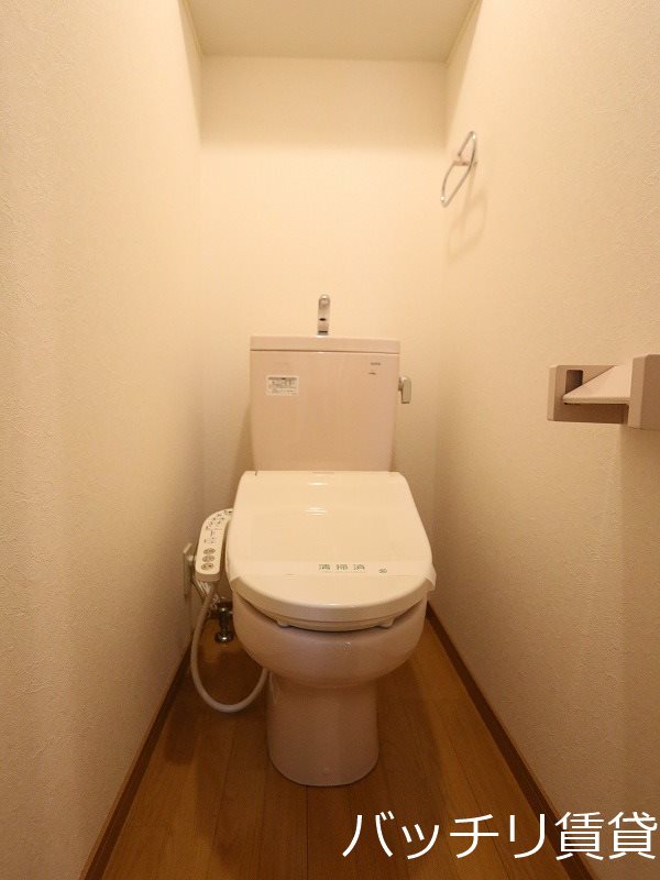 トイレ　同型イメージの為、現状を優先致します