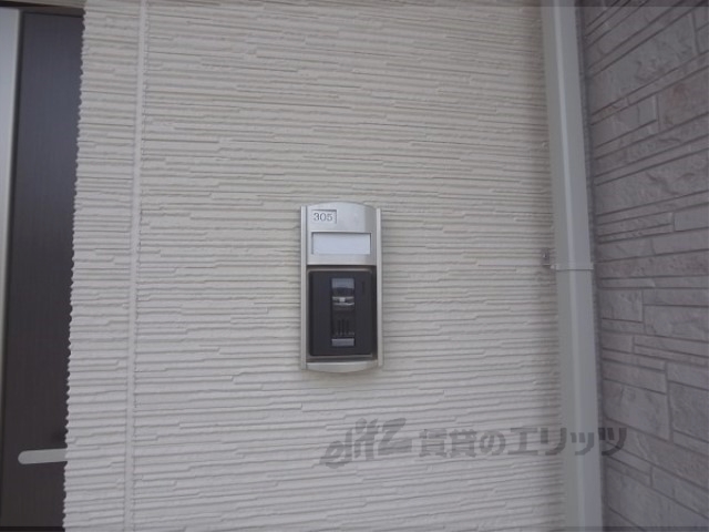 玄関　カメラ付きインターフォン