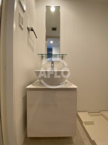 洗面設備　サムティ北梅田VESSEL　洗面台