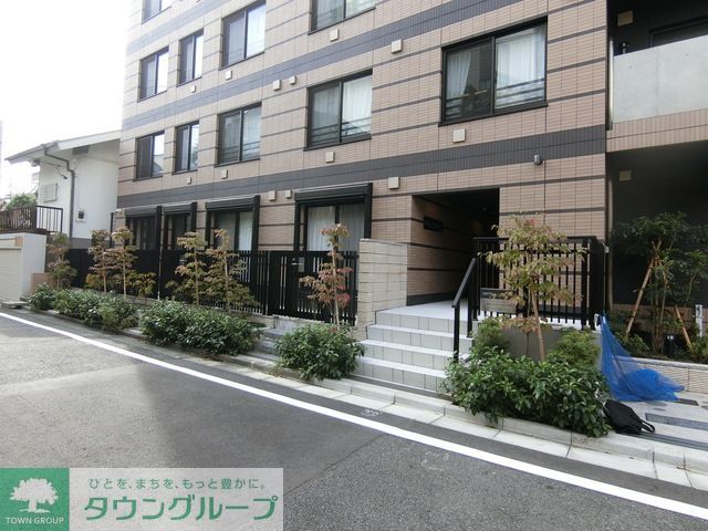 エントランス　2024年10月撮影