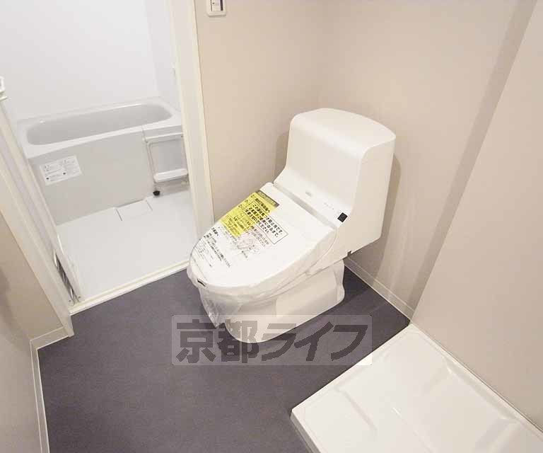 トイレ　ウォシュレットつきです