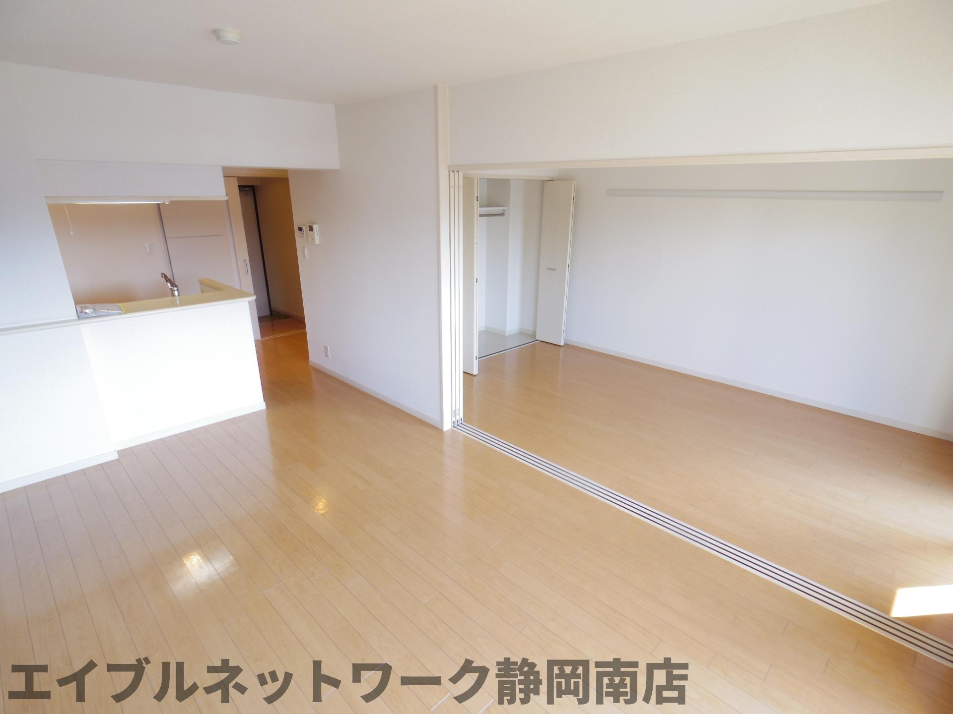 居室・リビング　おしゃれなリビングです
