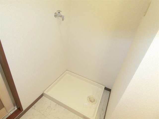 その他設備　室内洗濯機置き場♪（同仕様画像）