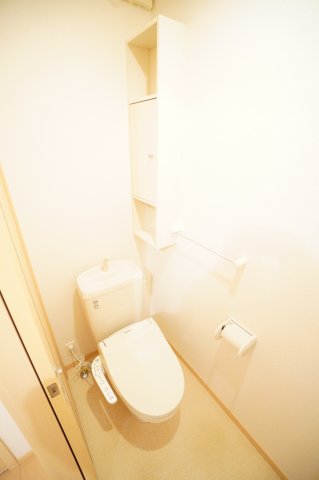 トイレ　※同物件・同タイプの写真です。