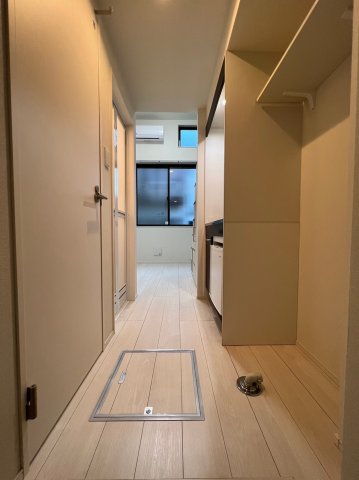 玄関　別号室イメージの為、現状を優先致します。