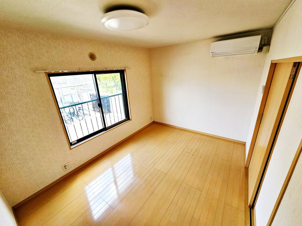 その他部屋・スペース　★退去して掃除前の状態の画像です★