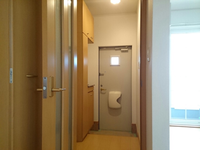 玄関　明るい玄関です