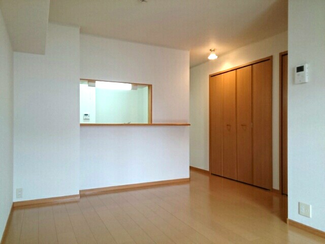 居室・リビング　ゆったりとした居間です
