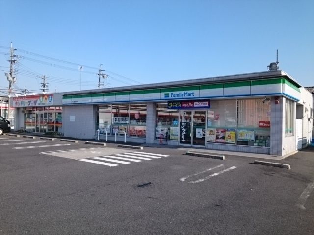 コンビニ　ファミリーマート守山播磨田店（コンビニ）まで300m