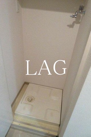 その他設備　室内洗濯機置き場になります。