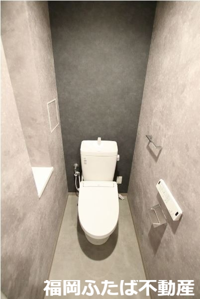 リファレンス竹下駅前のトイレ写真