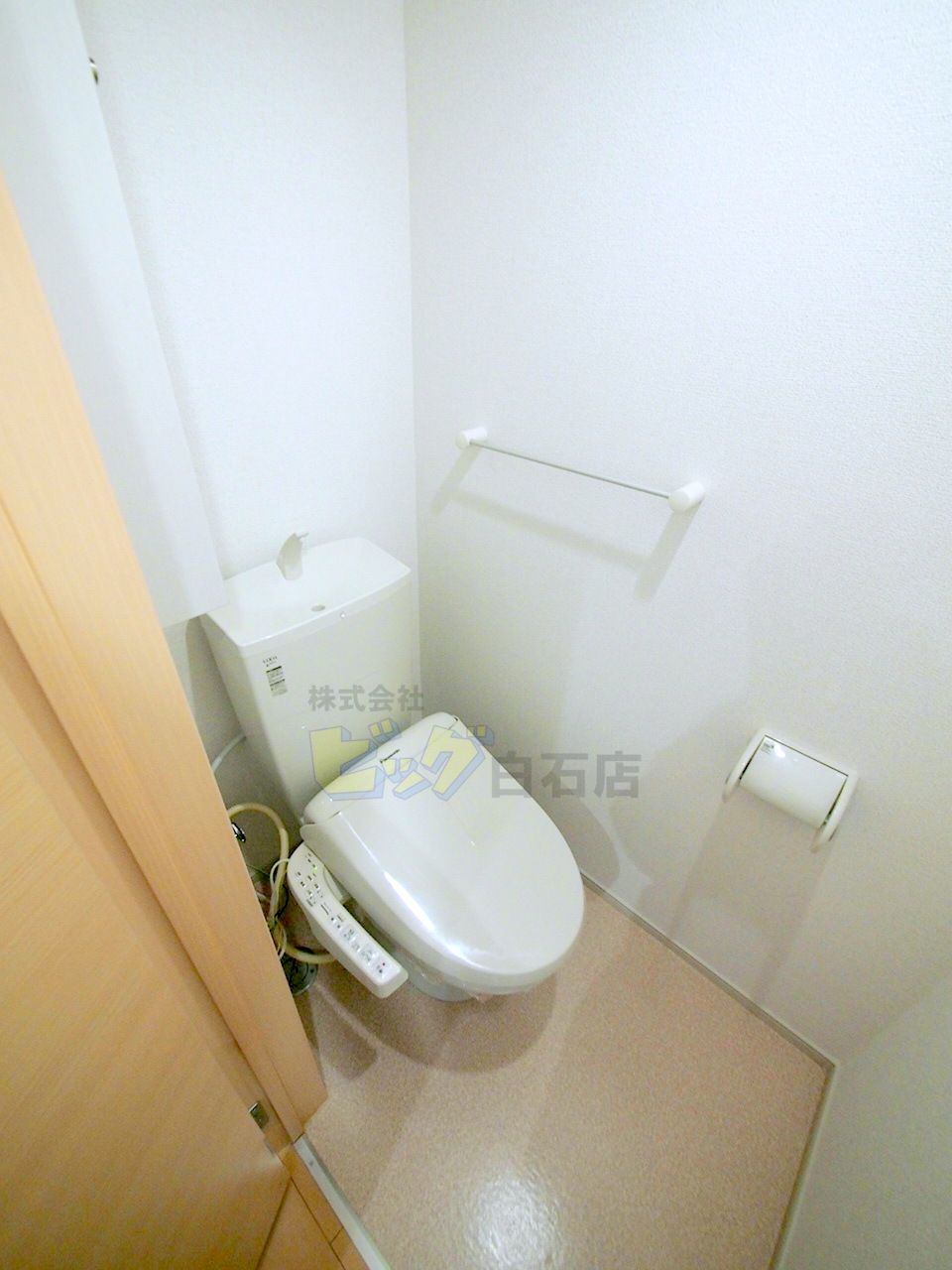 トイレ　ウォシュレット完備しています♪