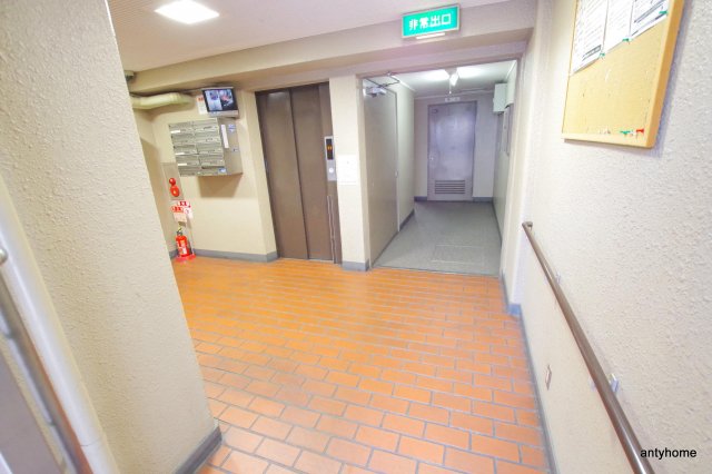 ロビー