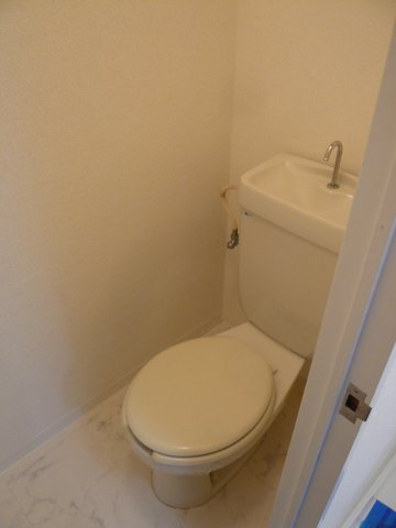 トイレ　同タイプの写真です。（イメージ）