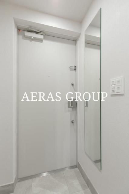 玄関　参考写真　同物件別部屋