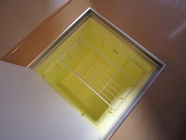 その他設備　床下収納です