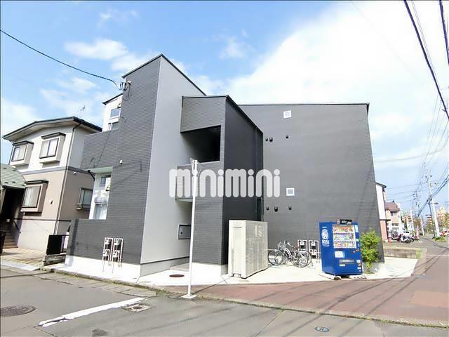 建物外観　２０１７年築のアパートです。