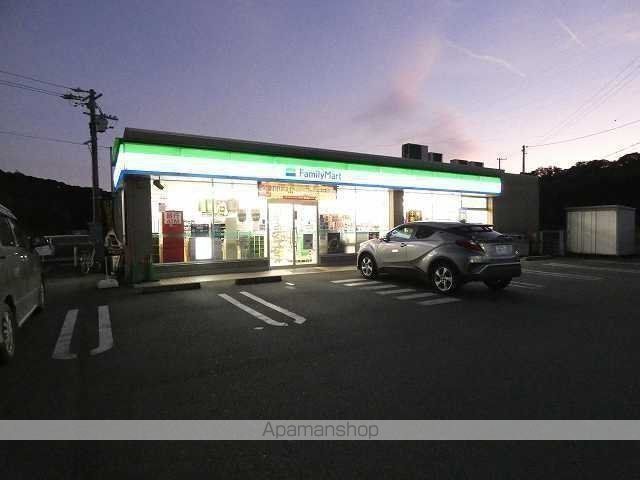 コンビニ　ファミリーマート　湖西坊瀬店（コンビニ）まで1413m