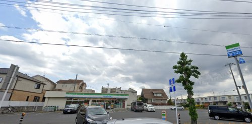 コンビニ　ファミリーマート 四街道物井店（コンビニ）まで196m