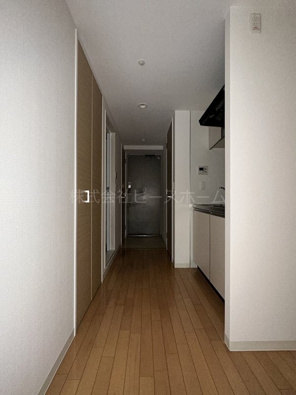 居室・リビング　別号室参考写真