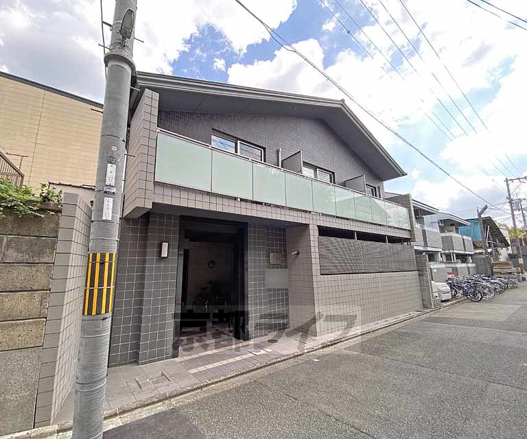 地下鉄烏丸線 北大路駅 徒歩9分 築18年