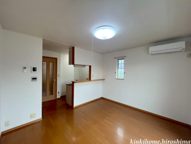 居室・リビング　写真は別のお部屋です。※現況を優先します