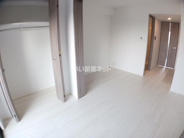 S-RESIDENCE六ツ門abreastIIの居間写真
