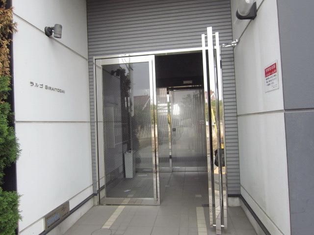 エントランス　★お部屋の入り口です★