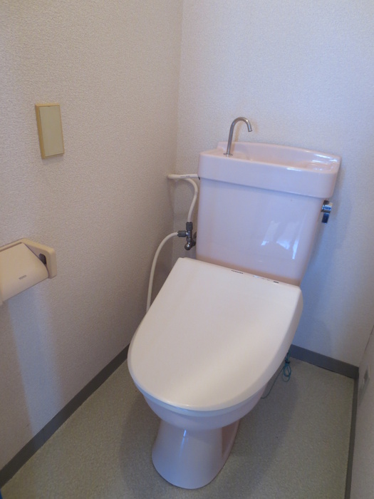 CELLS有阪のトイレ写真