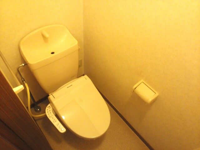 サンライズガーデンBのトイレ写真