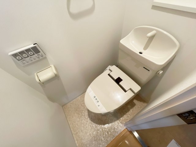 PARK HILLS玉造Kalmiaのトイレ写真